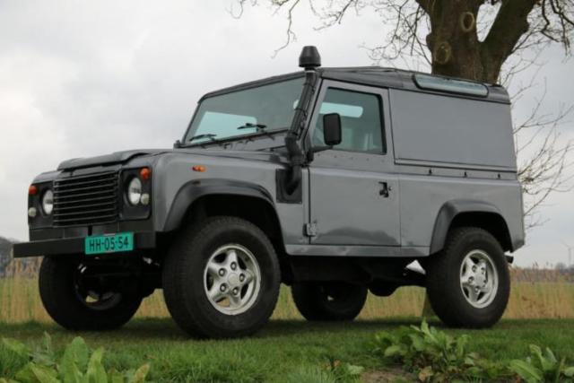 1990 Land Rover Defender