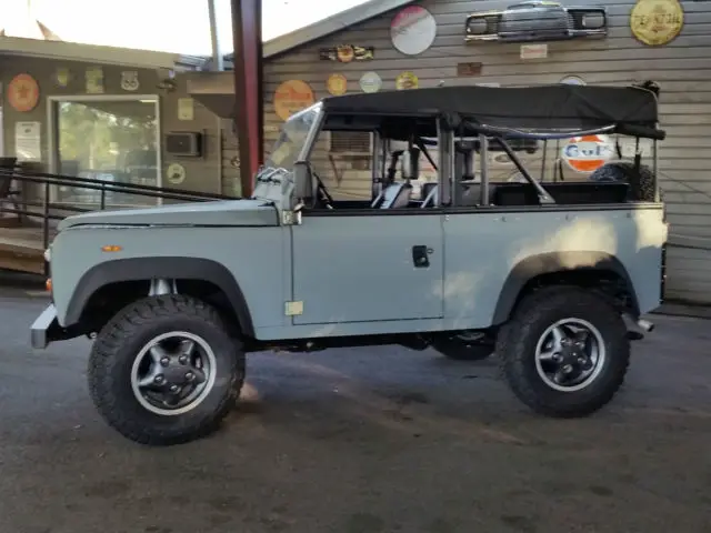 1986 Land Rover Defender 90