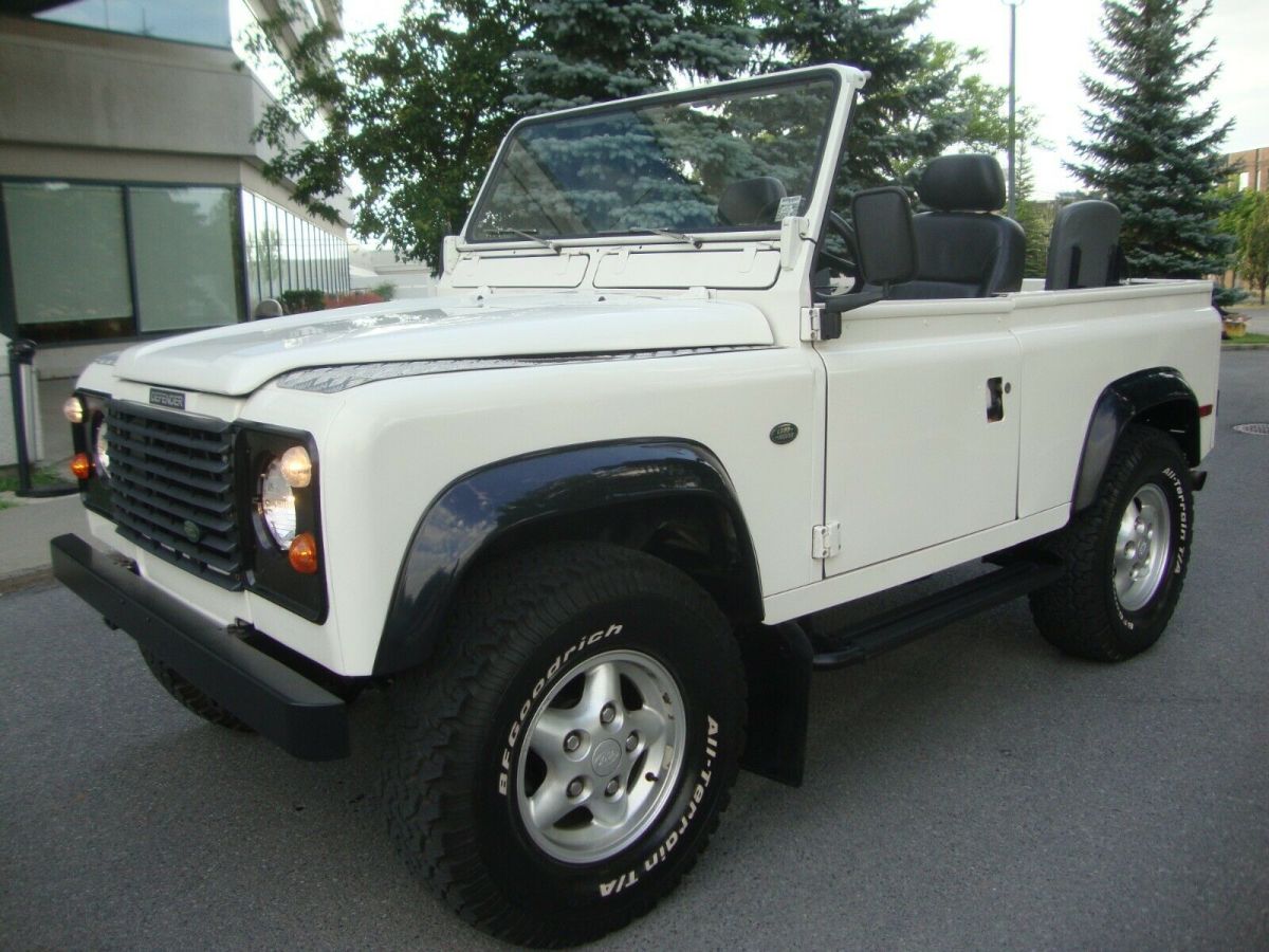 1969 Land Rover Defender CONVERTIBLE