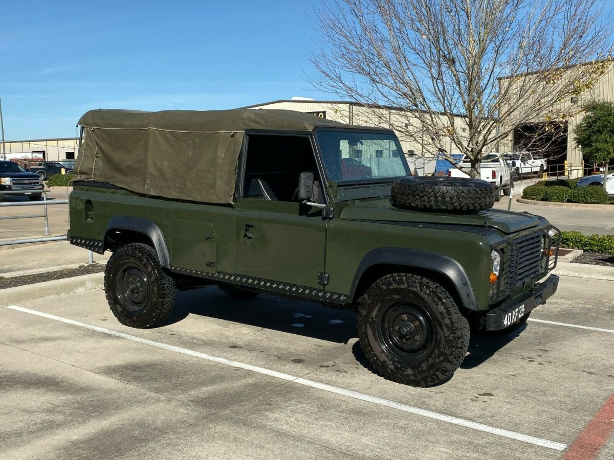 1987 Land Rover Defender