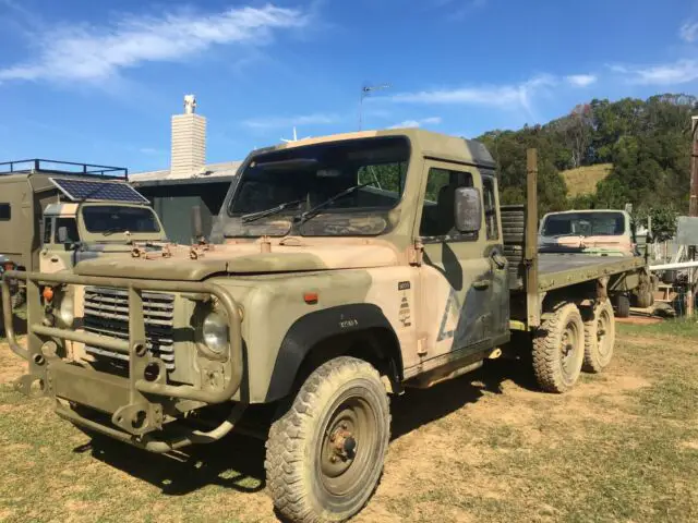 1990 Land Rover Defender