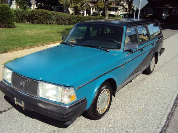 1993 Volvo 240 .