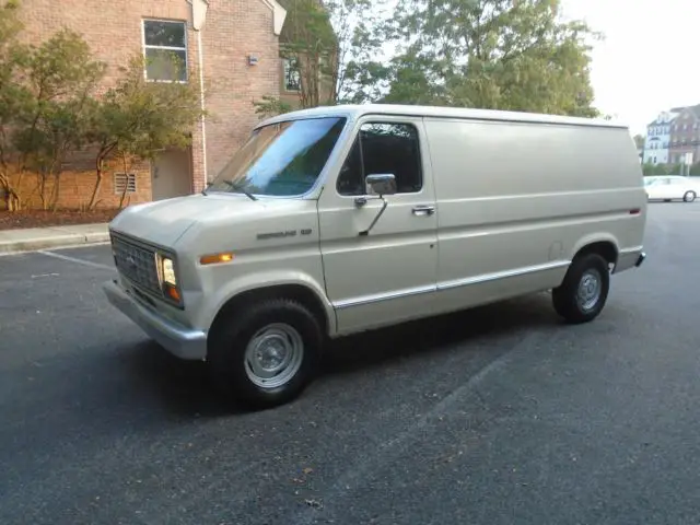 1990 Ford E-Series Van