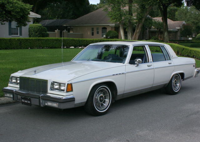 1983 Buick Park Avenue TWO OWNER - MOONROOF - 66K MI