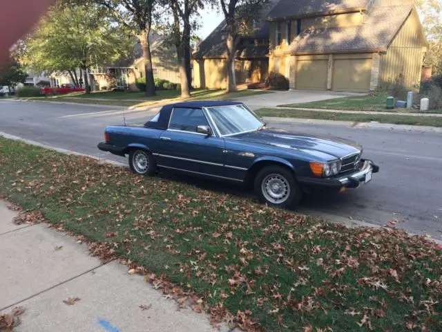 1984 Mercedes-Benz SL-Class 2 door coupe