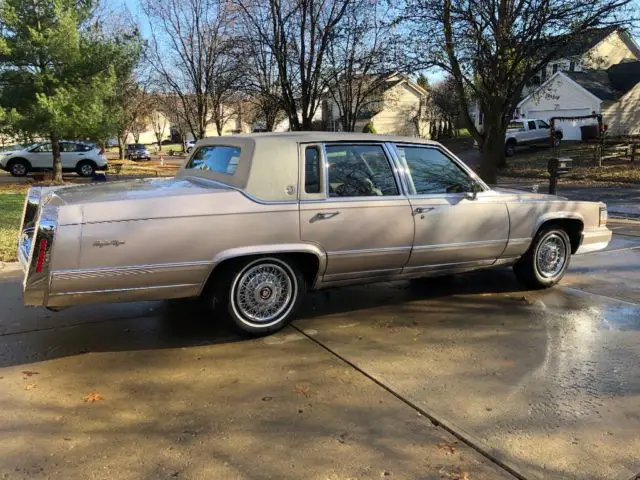 1992 Cadillac Brougham Dâ€™Elegance