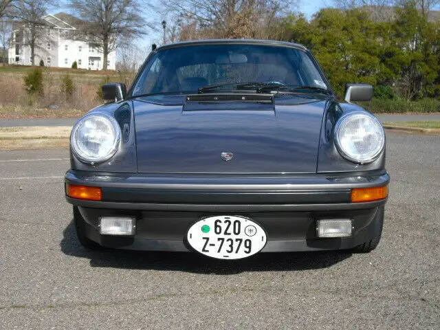 1983 Porsche 911 leather