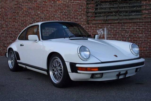 1988 Porsche 911 Carrera 2dr Coupe Coupe 2-Door Manual 5-Speed