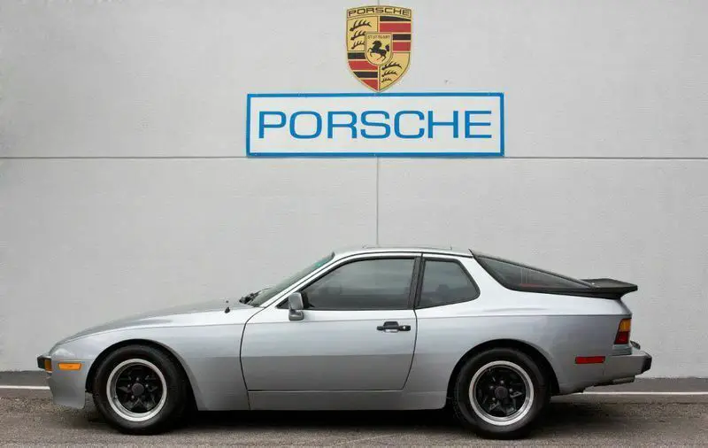 1984 Porsche 944