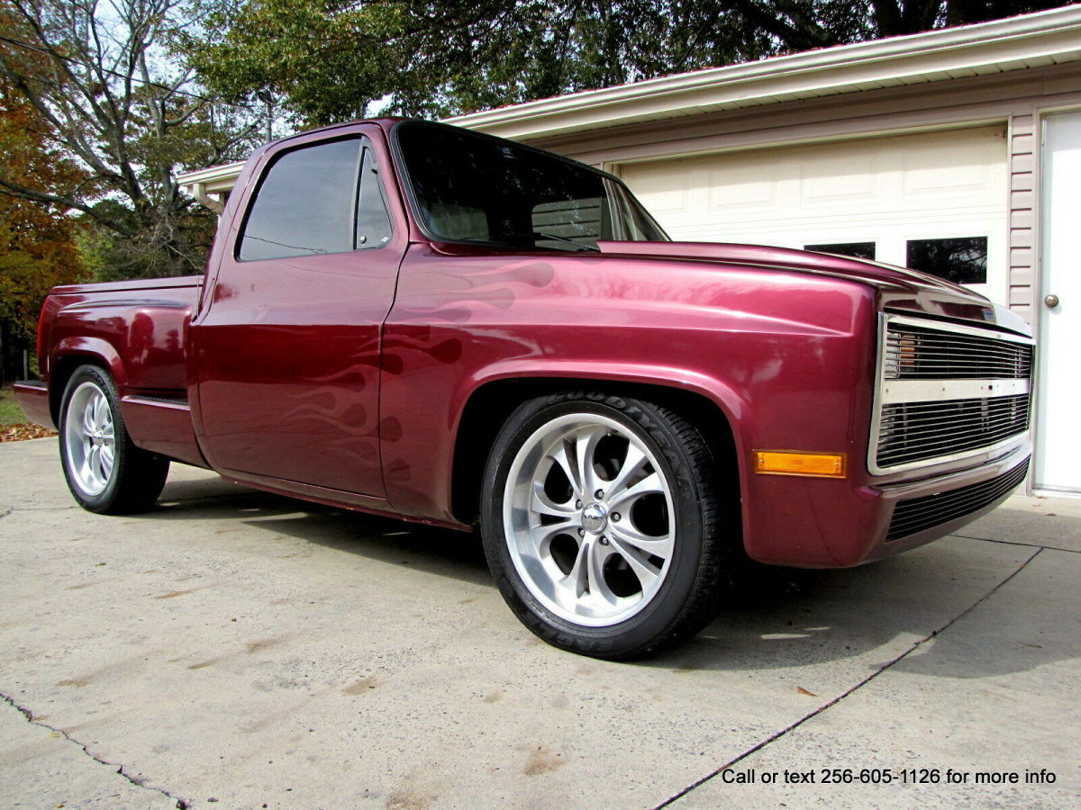 1981 Chevrolet C-10 TOTAL CUSTOM !! DAKOTA DIGITAL DASH !! AMAZING !!!