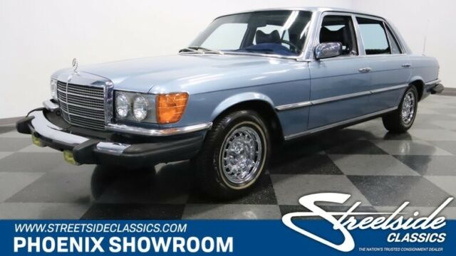 1979 Mercedes-Benz 400-Series --