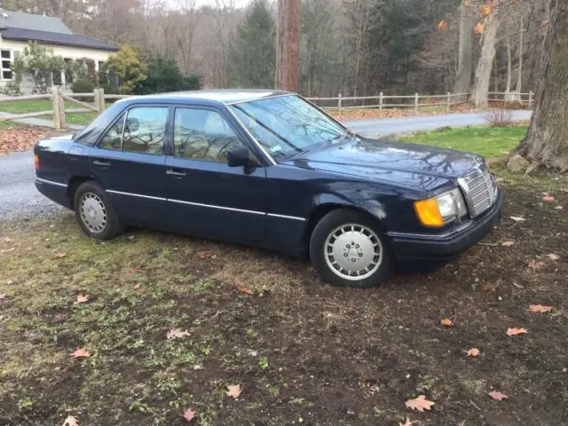 1991 Mercedes-Benz 300-Series