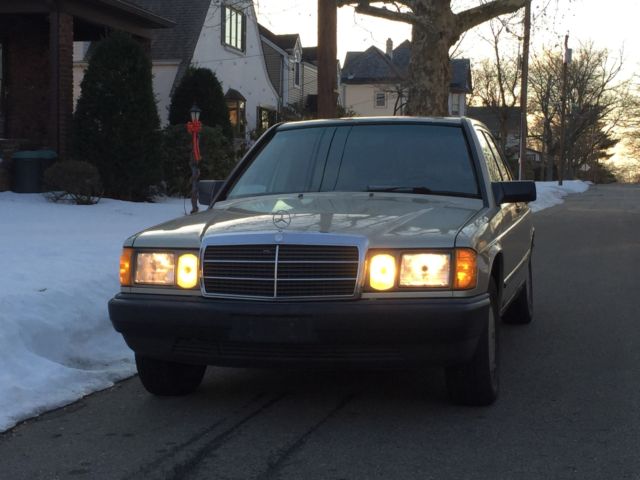 1988 Mercedes-Benz 190-Series