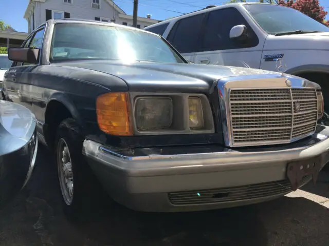 1985 Mercedes-Benz 300-Series 300 SD - sedan diesel