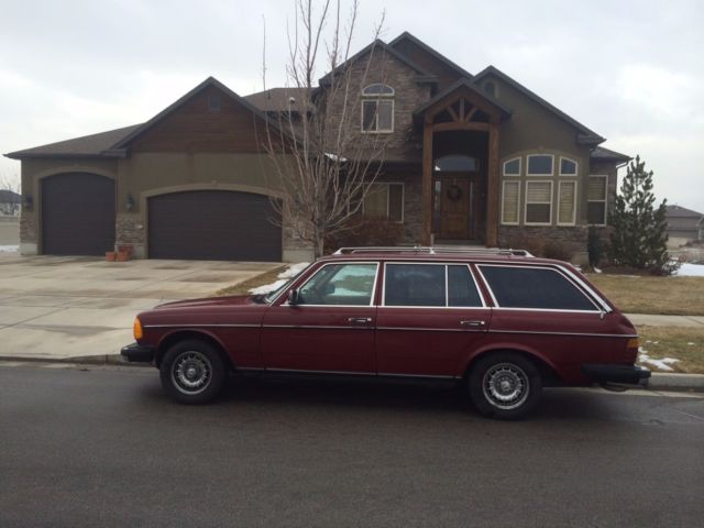 1985 Mercedes-Benz 300-Series