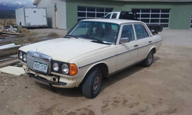 1983 Mercedes-Benz 300-Series