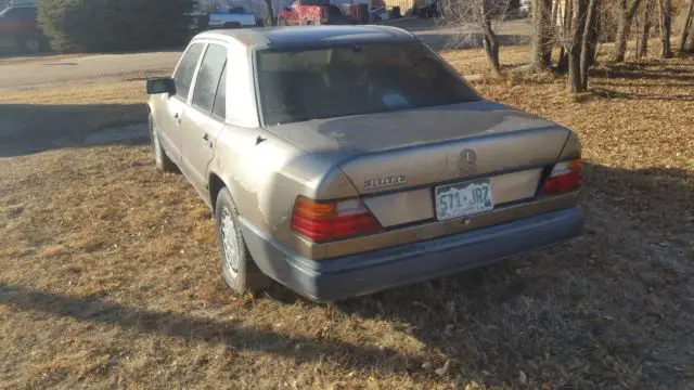 1988 Mercedes-Benz 300-Series