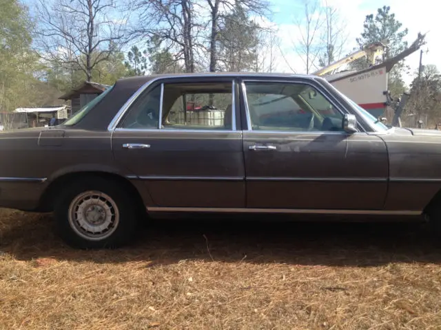 1979 Mercedes-Benz 300-Series saloon diesel