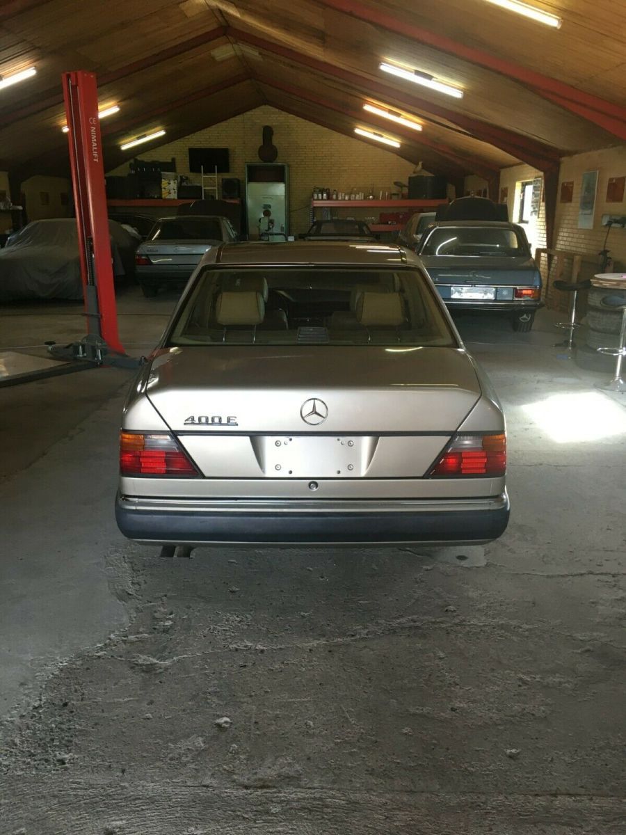 1992 Mercedes-Benz E-Class