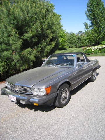 1988 Mercedes-Benz SL-Class 560 SL