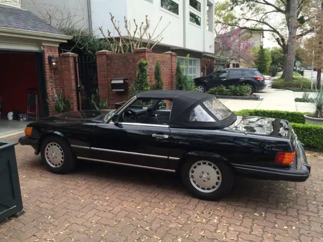 1987 Mercedes-Benz SL-Class NEW SIDE MOLDINGS