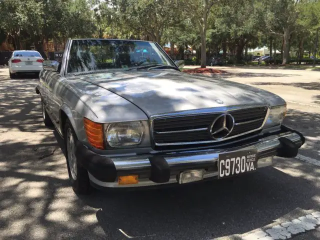 1986 Mercedes-Benz 500-Series