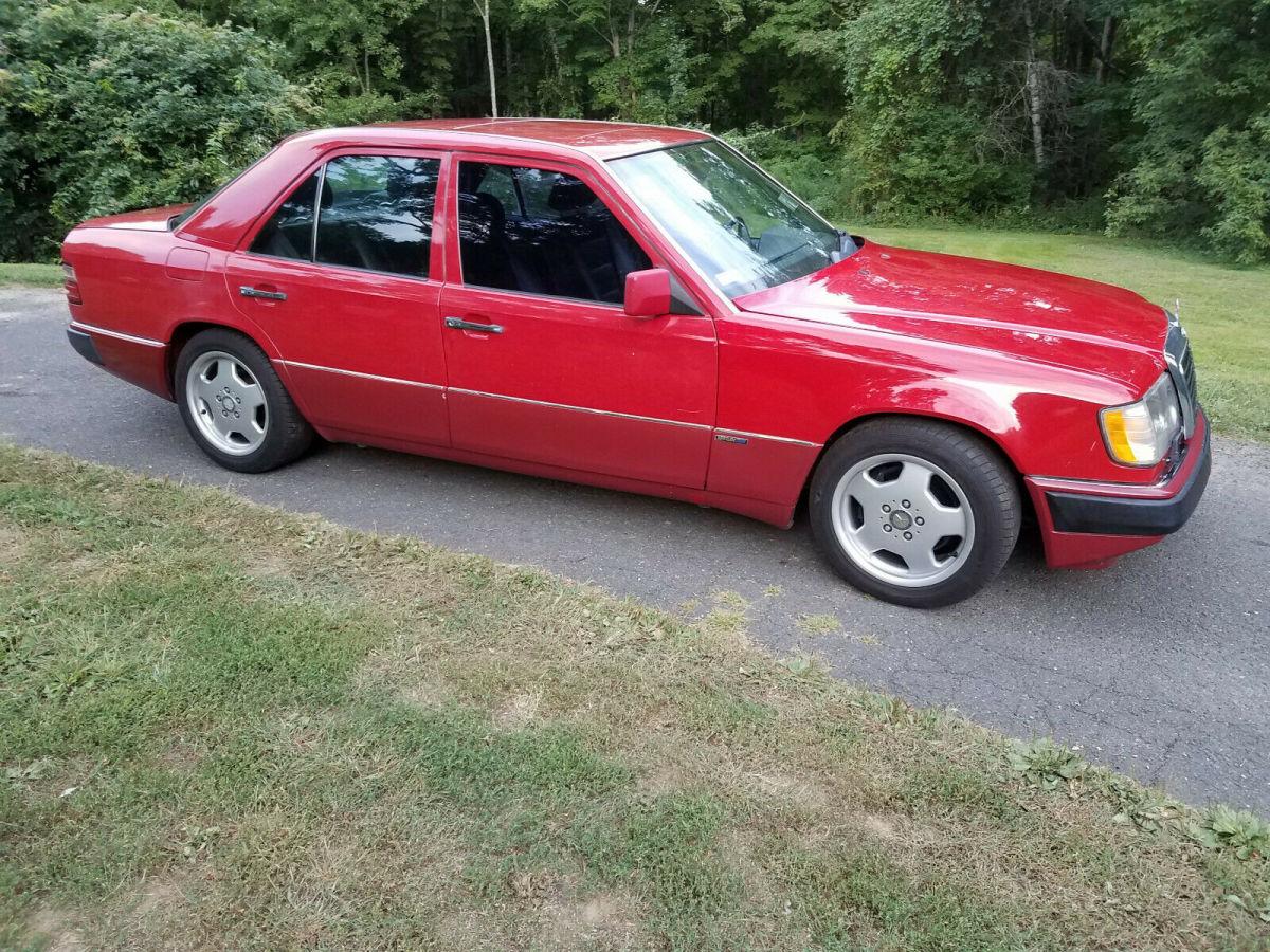 1992 Mercedes-Benz 300-Series E