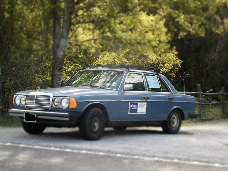 1983 Mercedes-Benz 300-Series