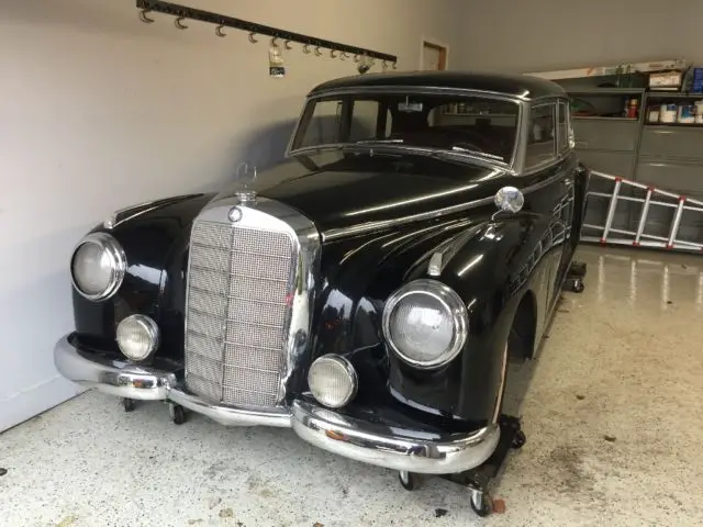 1952 Mercedes-Benz 300-Series