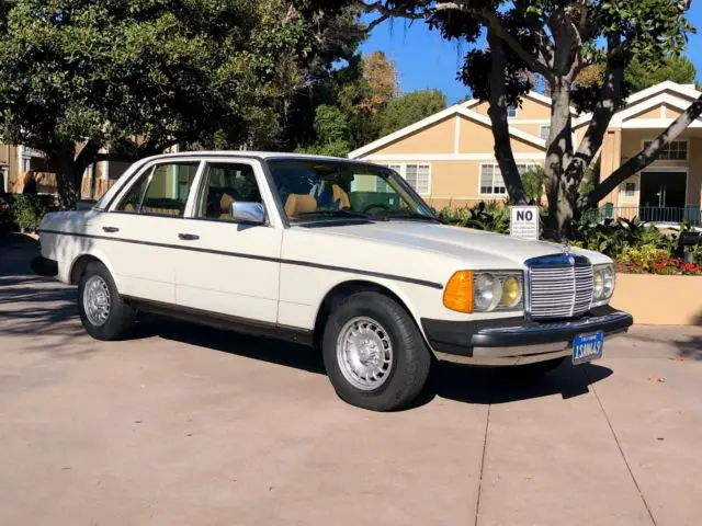 1985 Mercedes-Benz 300-Series