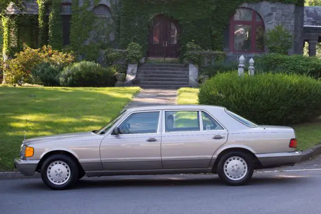 1988 Mercedes-Benz S-Class