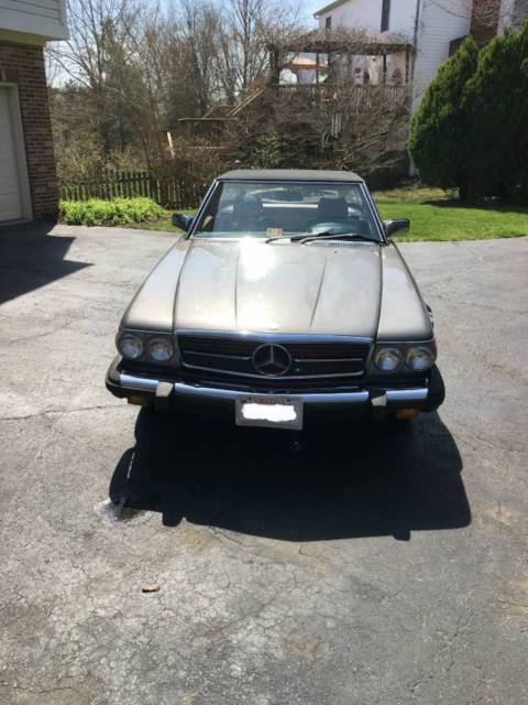 1984 Mercedes-Benz SL-Class