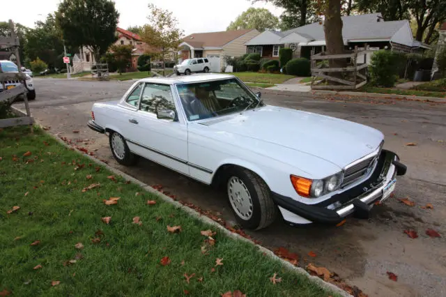 1989 Mercedes-Benz 500-Series