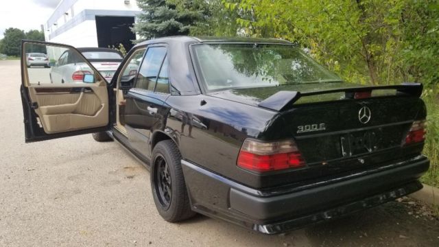 1986 Mercedes-Benz E-Class