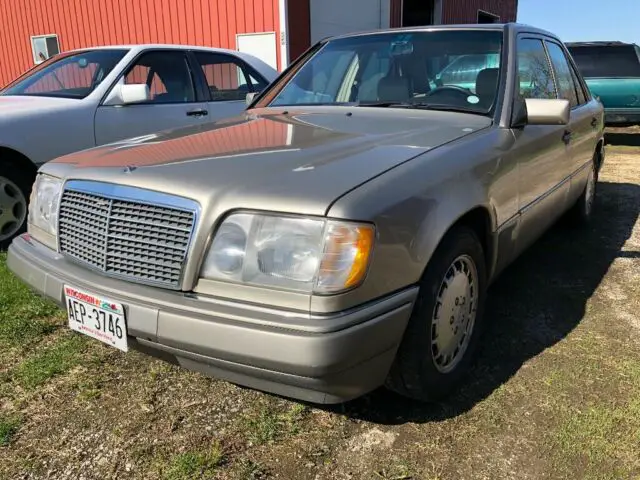 1994 Mercedes-Benz 300-Series