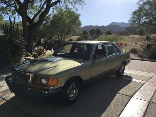 1985 Mercedes-Benz S-Class