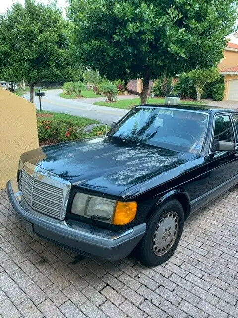 1991 Mercedes-Benz 300-Series