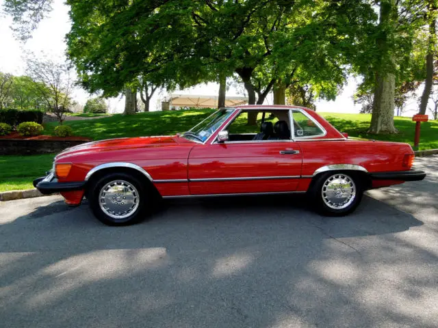 1987 Mercedes-Benz SL-Class 560SL