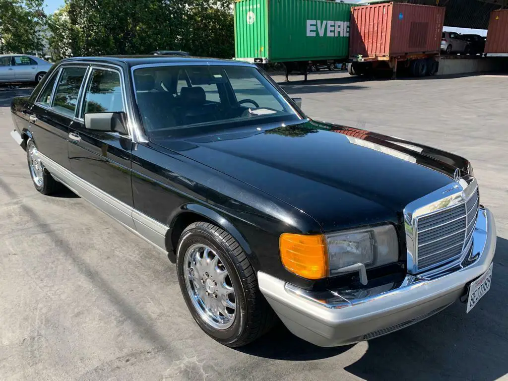 1987 Mercedes-Benz 500-Series