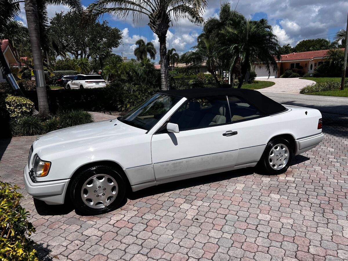 1994 Mercedes-Benz E-Class