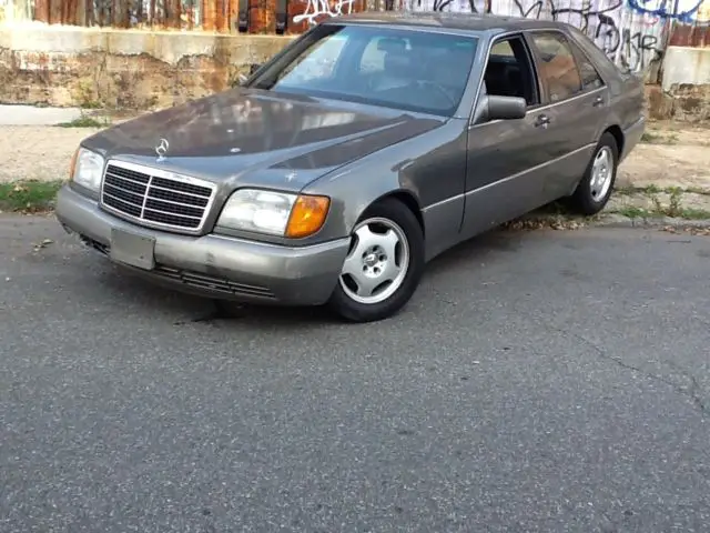 1992 Mercedes-Benz 500-Series