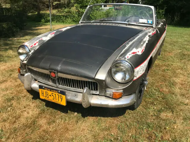 1965 MG MGB