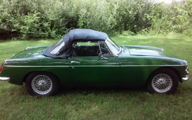 1965 MG MGB