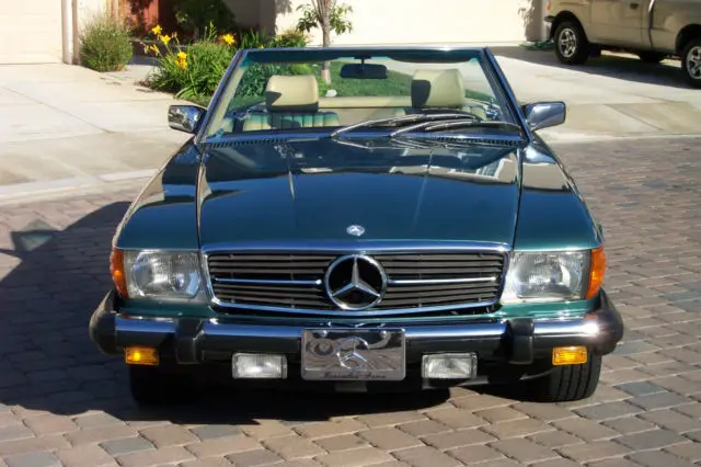 1983 Mercedes-Benz SL-Class Coupe 2-door