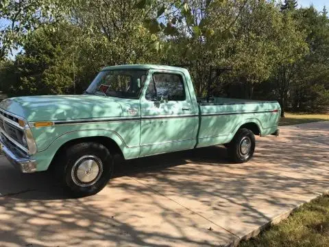 1977 Ford F-100