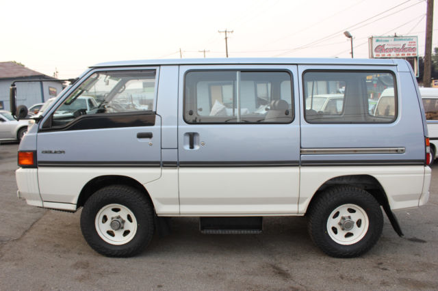 1987 Mitsubishi Delica L300