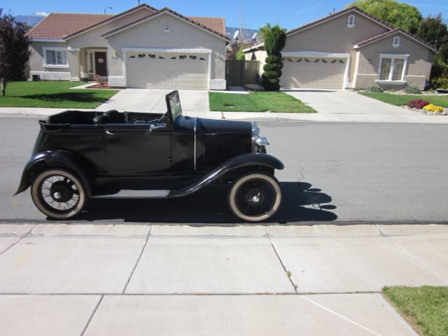 1930 Ford Model A victoria