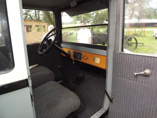 1924 Ford Model T sedan