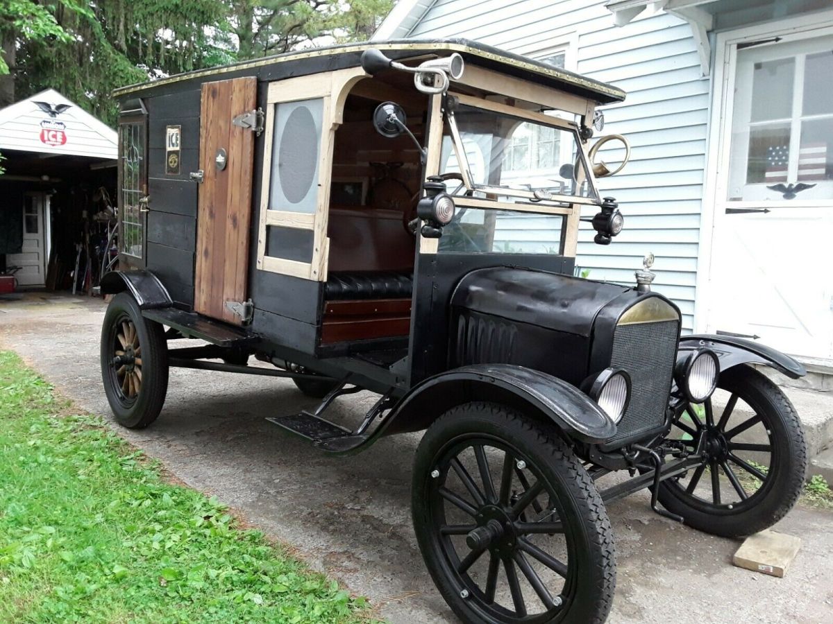 1923 Ford Model T ORIGINAL WANES COT CEILING