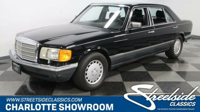 1990 Mercedes-Benz 560SEL --